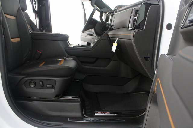 New 2026 GMC Sierra 3500 AT4 w/ AT4 Premium Plus Package image 26