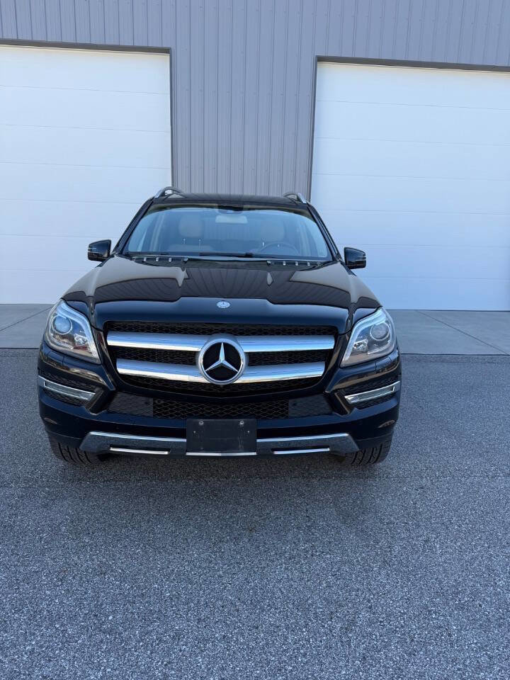 Used 2014 Mercedes-Benz GL 450 4MATIC image 2