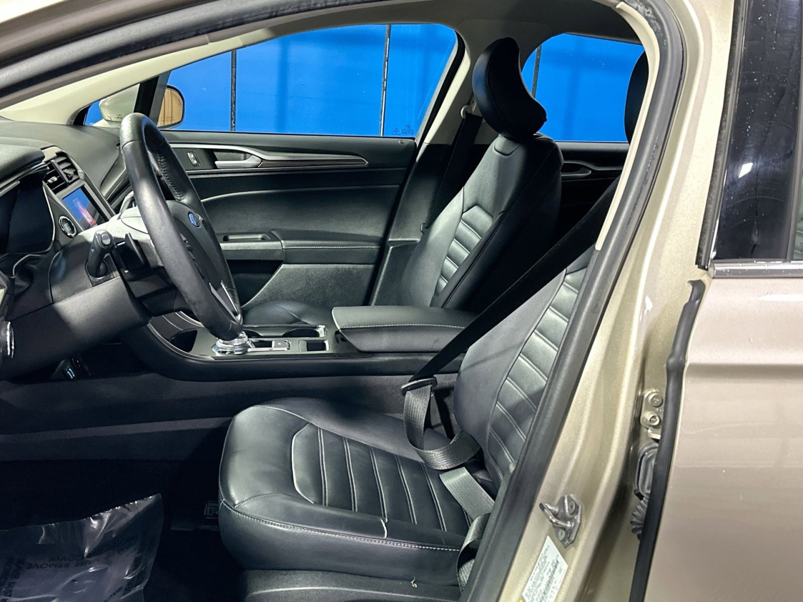 Used 2019 Ford Fusion SEL image 13