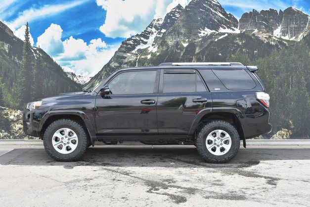 Certified 2021 Toyota 4Runner SR5 Premium w/ Moonroof Package AWD/4WD image 7