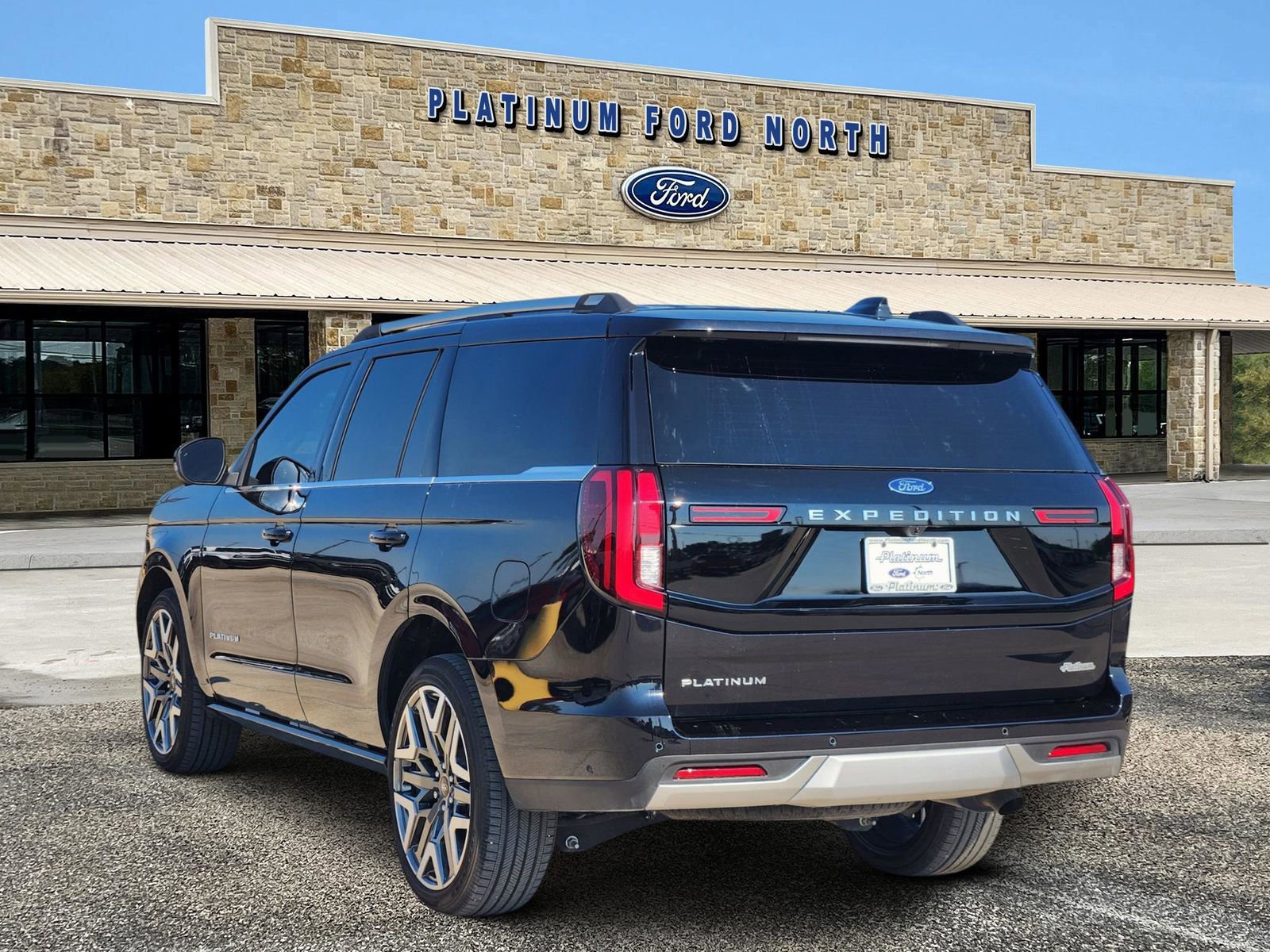 New 2025 Ford Expedition Platinum w/ Platinum Ultimate Package image 4