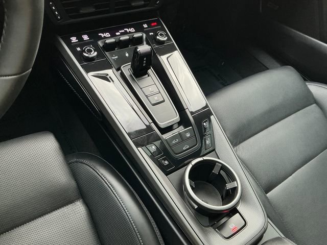 Certified 2025 Porsche 911 Carrera image 24