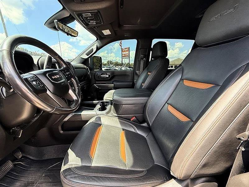 Used 2023 GMC Sierra 2500 AT4 w/ AT4 Premium Plus Package AWD/4WD image 17