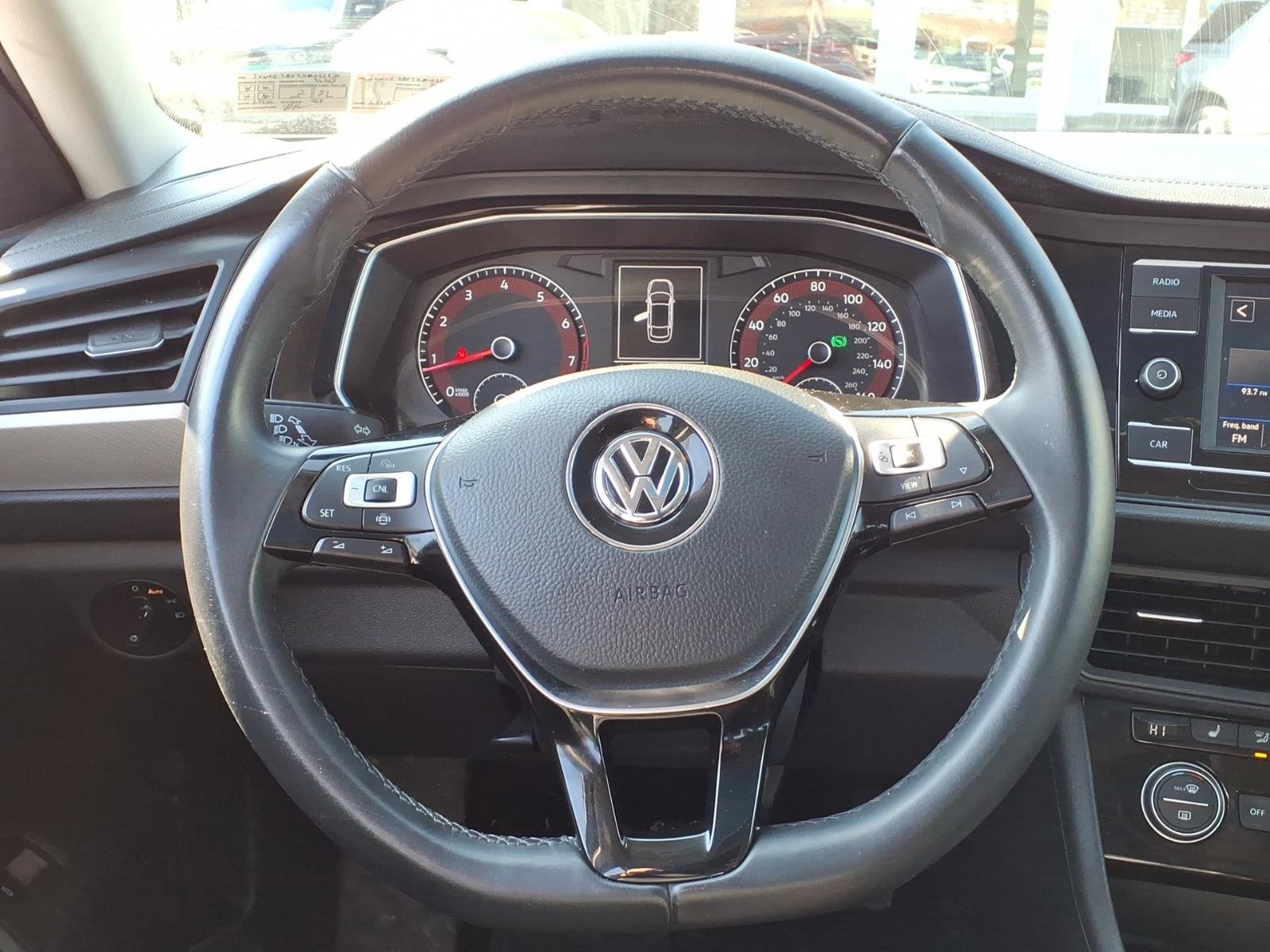 Used 2019 Volkswagen Jetta SE image 19