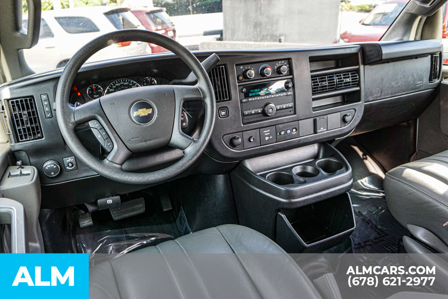 Used 2025 Chevrolet Express 3500 Extended w/ Driver Convenience Package RWD image 29