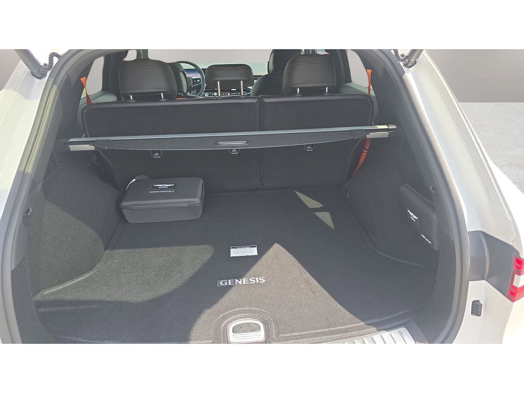 New 2026 Genesis GV70 2.5T Sport Prestige AWD/4WD image 9