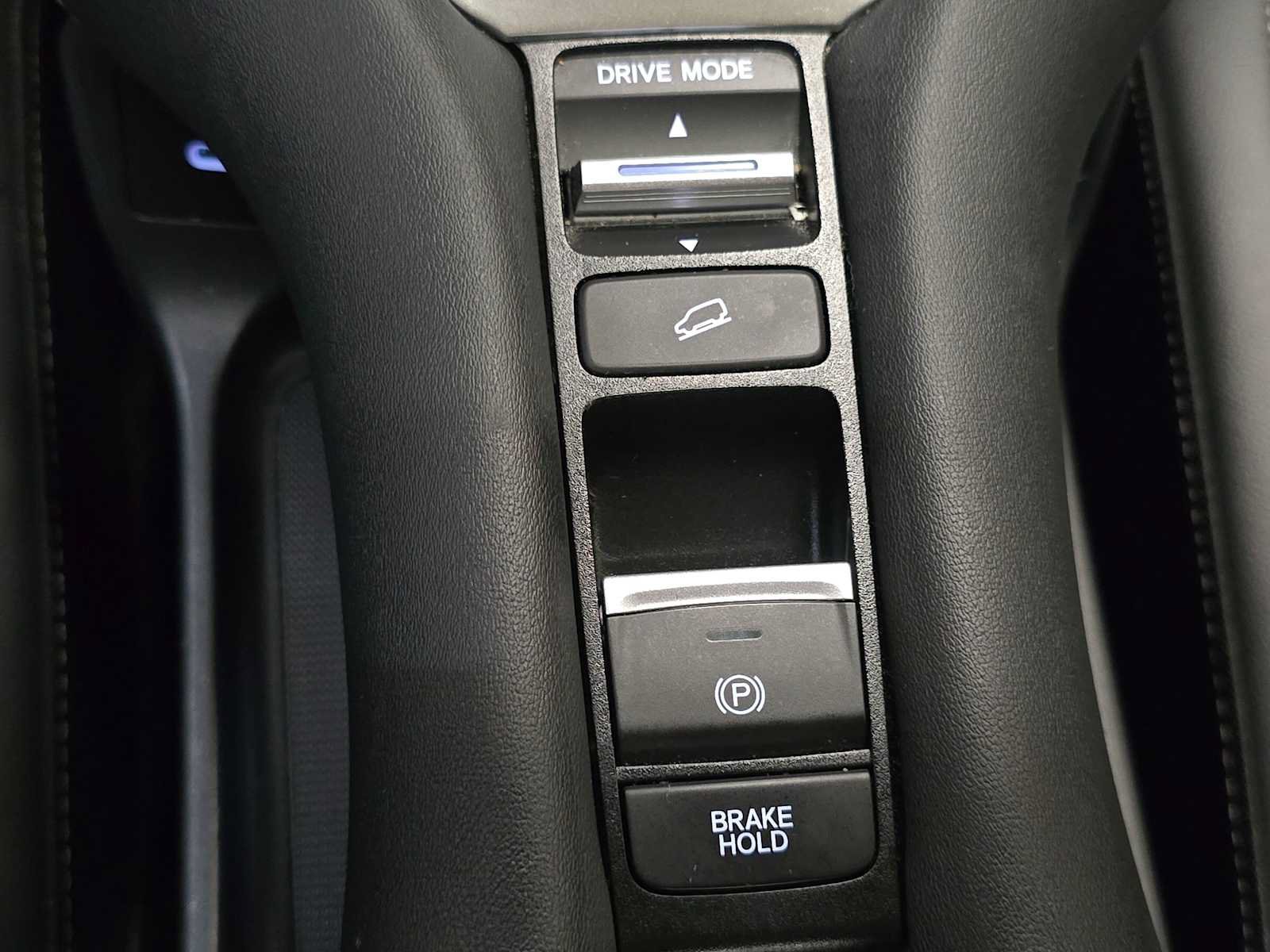 Used 2024 Honda HR-V EX-L image 19