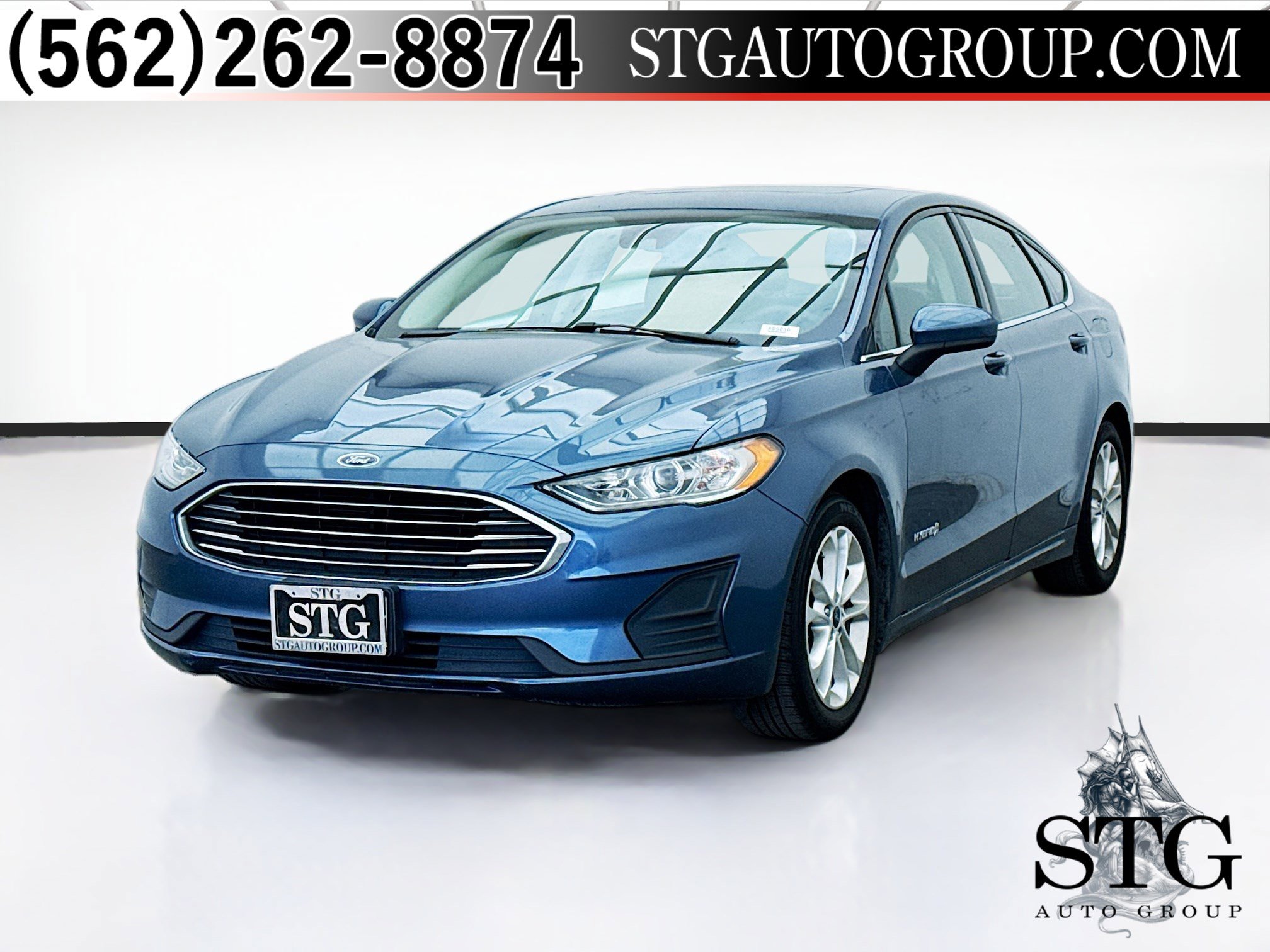 Used 2019 Ford Fusion SE image 1