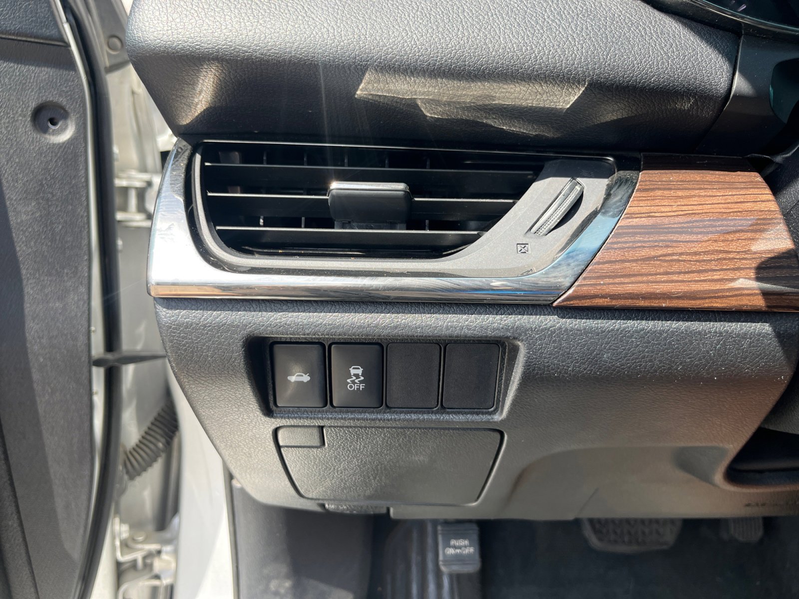 Used 2013 Toyota Avalon XLE image 33