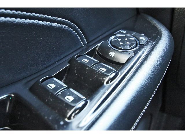 Used 2019 Ford Edge Titanium image 20