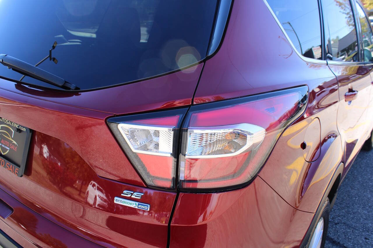 Used 2017 Ford Escape SE image 33