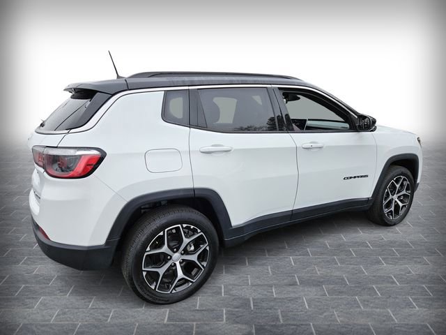 Used 2024 Jeep Compass Limited AWD/4WD image 5