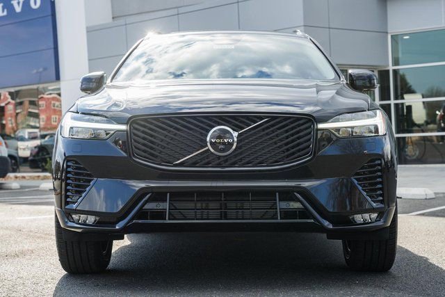 New 2026 Volvo XC60 B5 Plus w/ Protection Package Premier image 2