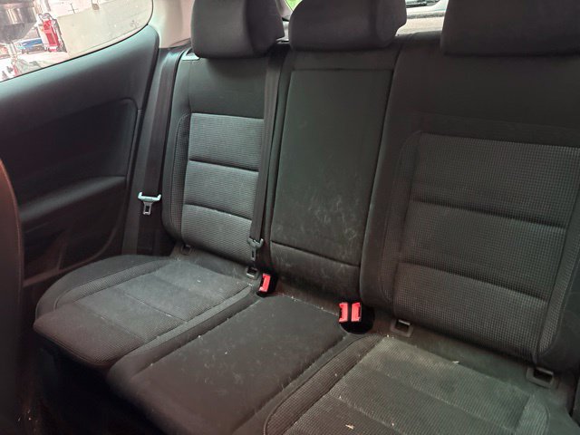 Used 2013 Volkswagen Golf 2-Door FWD image 7
