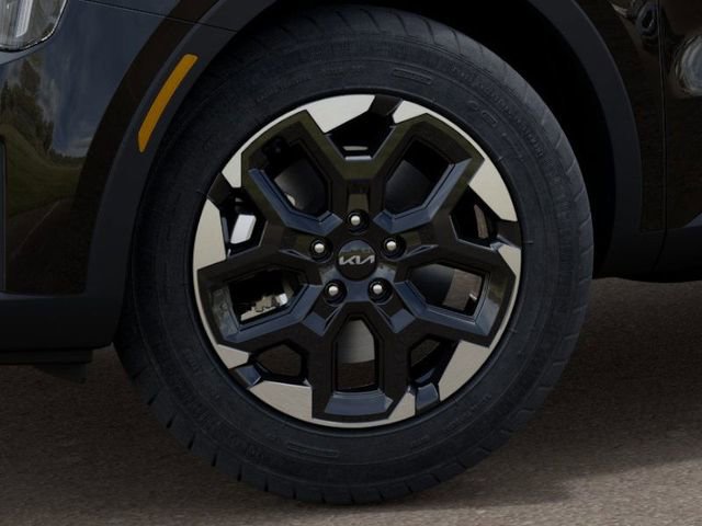 Certified 2025 Kia Sorento S image 9