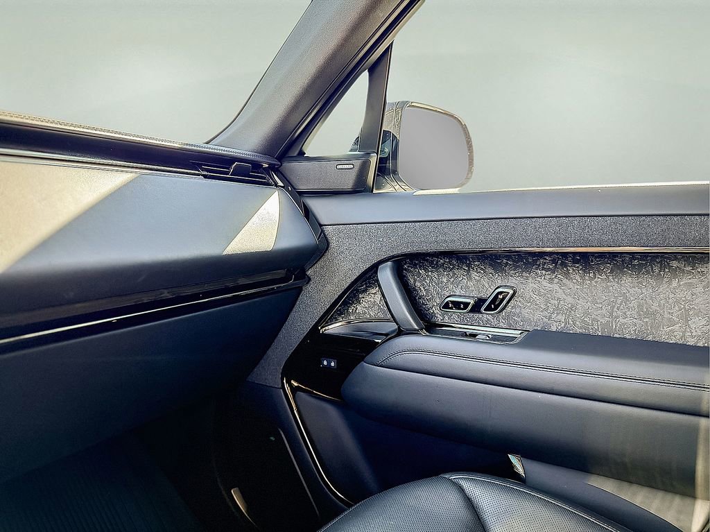 Used 2024 Land Rover Range Rover Sport SE image 29