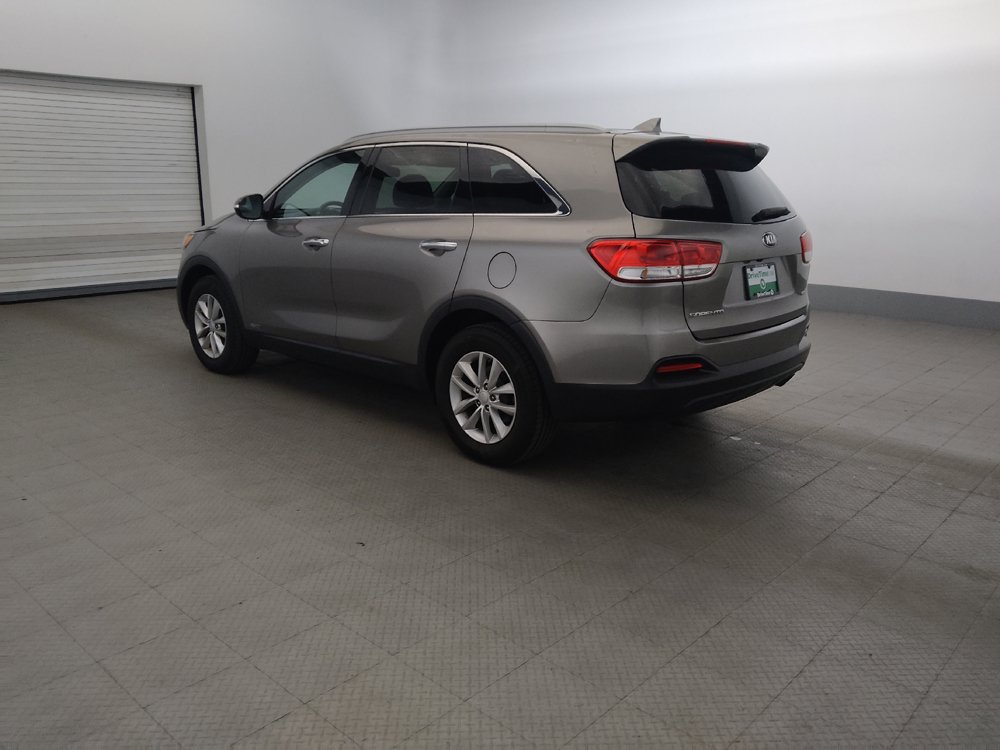 Used 2018 Kia Sorento AWD image 3