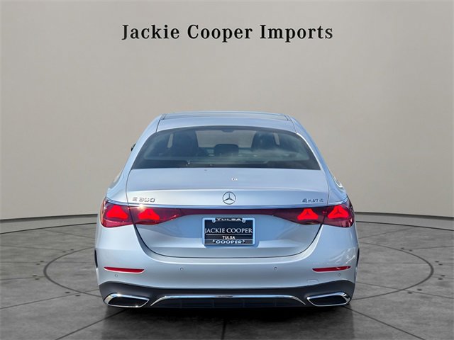 New 2025 Mercedes-Benz E 350 4MATIC Sedan image 4
