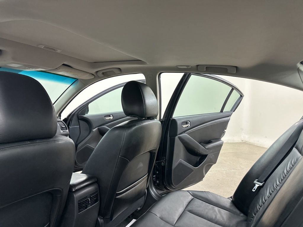 Used 2012 Nissan Altima 2.5 SL w/ 2.5SL Pkg image 24