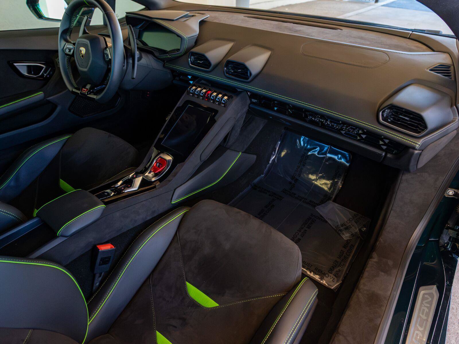 Used 2023 Lamborghini Huracan Tecnica RWD image 48