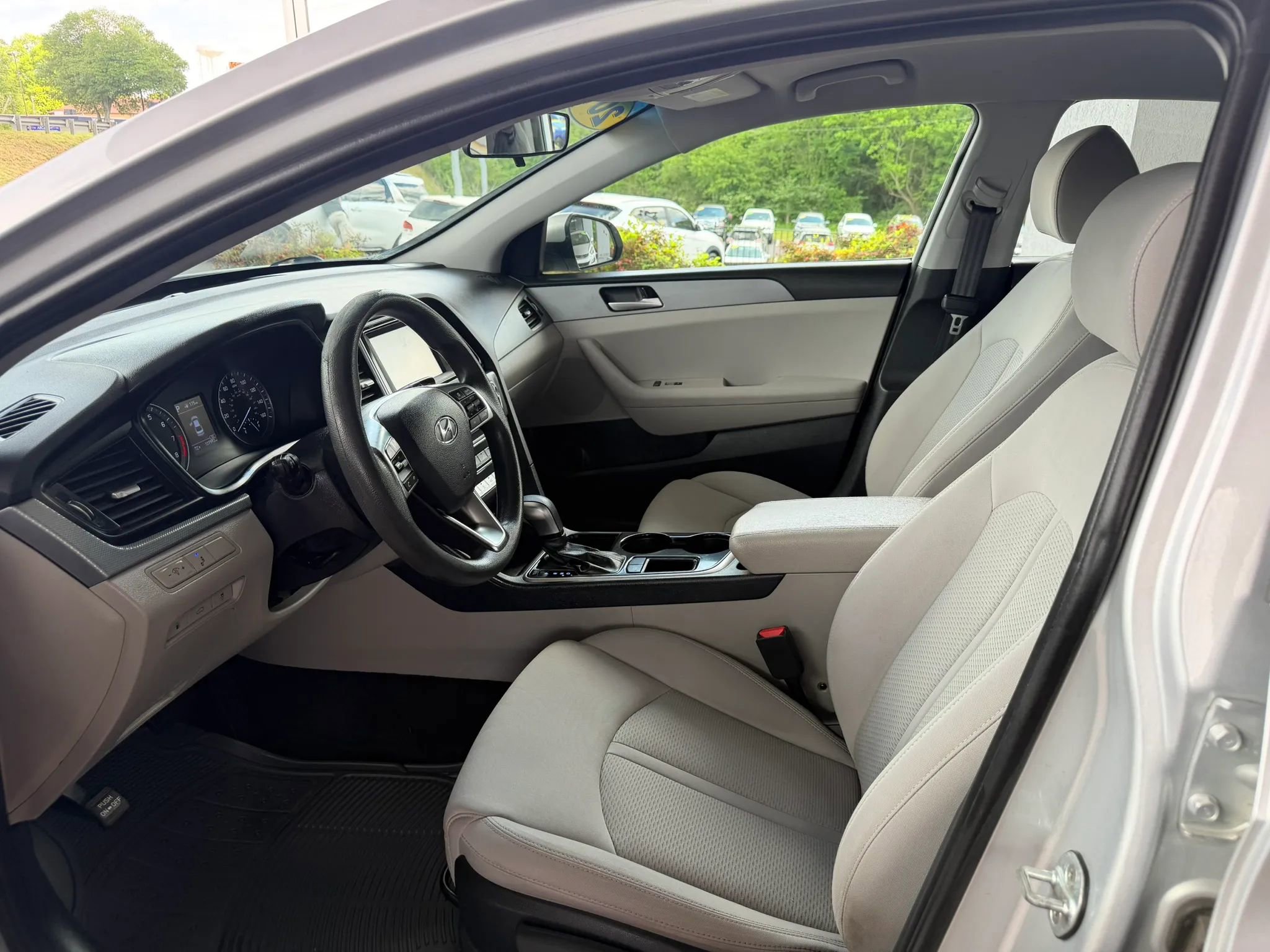 Used 2018 Hyundai Sonata SE FWD image 7