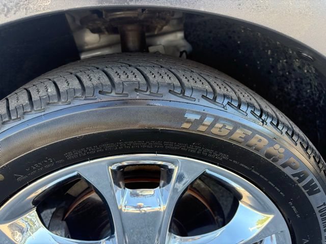 Used 2016 Ford Escape SE w/ Equipment Group 201A FWD image 27