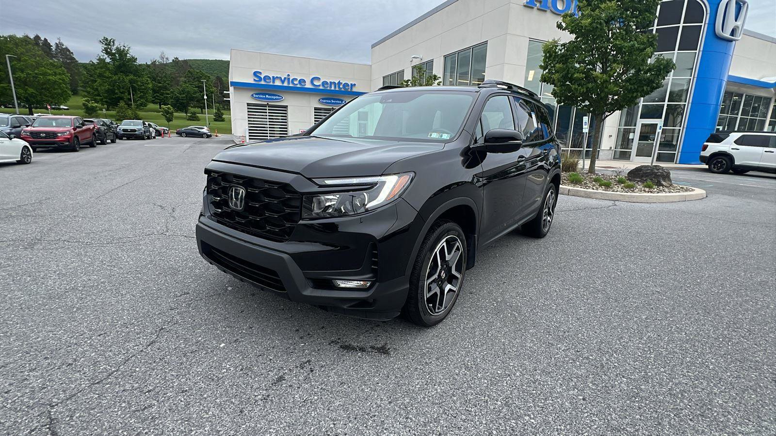 Used 2023 Honda Passport Elite image 8