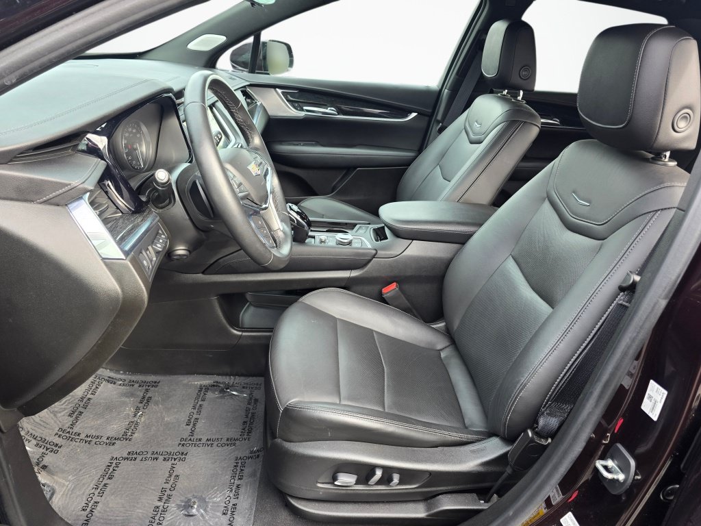 Used 2021 Cadillac XT5 Premium Luxury AWD/4WD image 15