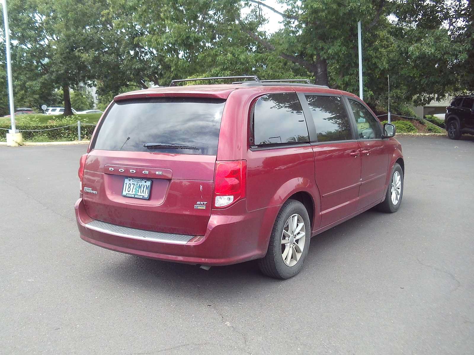 Used 2014 Dodge Grand Caravan SXT FWD image 5