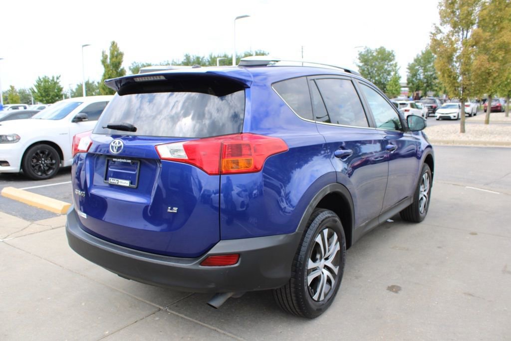 Used 2015 Toyota RAV4 LE image 6