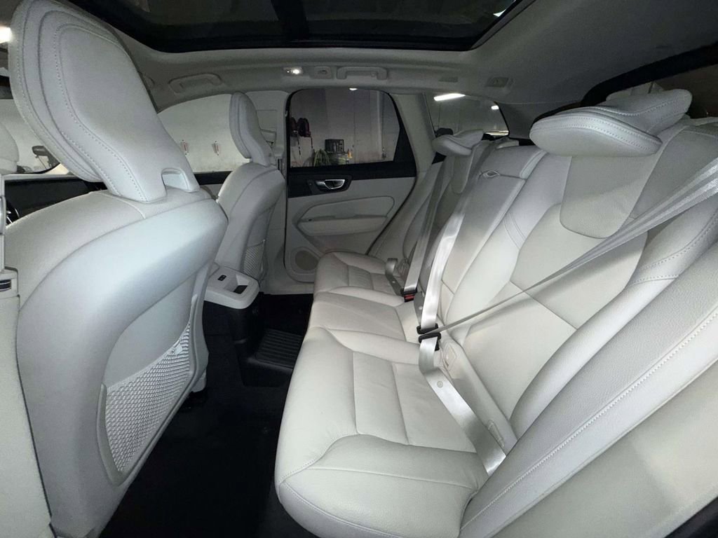 Used 2025 Volvo XC60 T8 Plus w/ Climate Package image 19