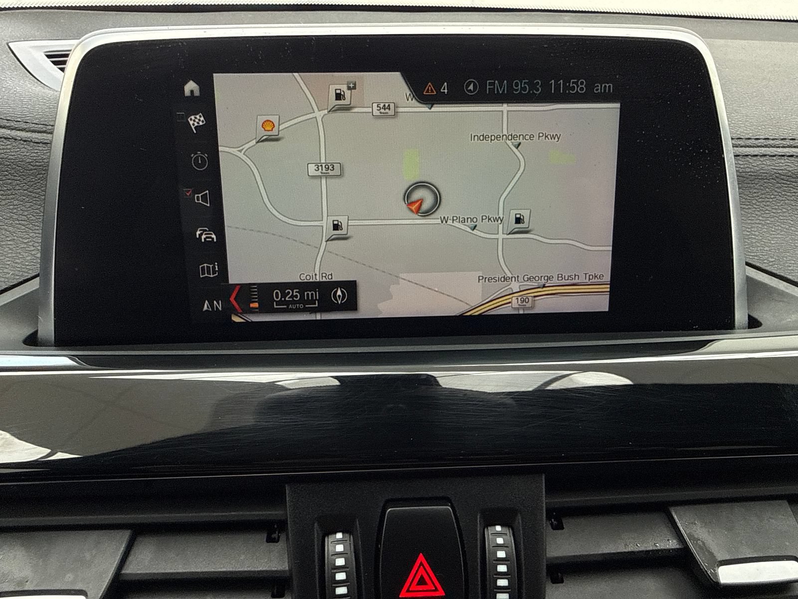 Used 2018 BMW X2 sDrive28i w/ Convenience Package FWD image 25
