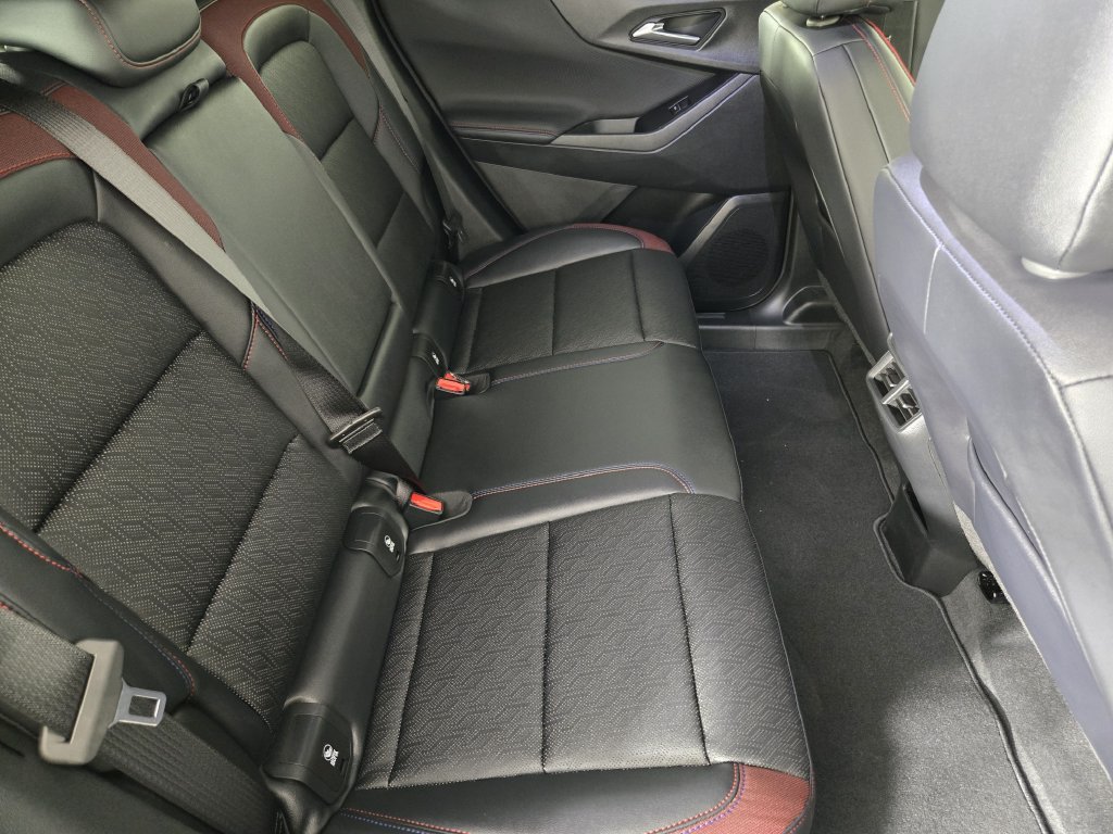 New 2026 Chevrolet Equinox RS FWD image 35