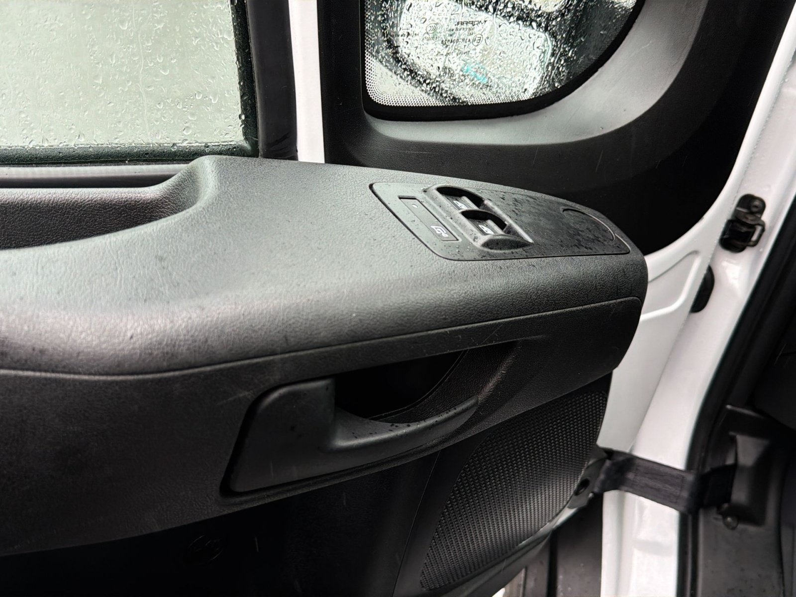 Used 2025 RAM ProMaster 2500 w/ U-Haul Equipment Group FWD image 15