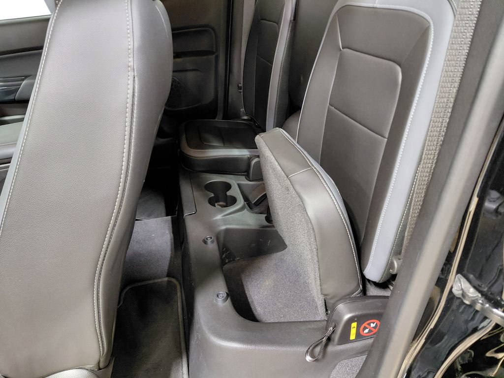 Used 2019 Chevrolet Colorado Z71 AWD/4WD image 38