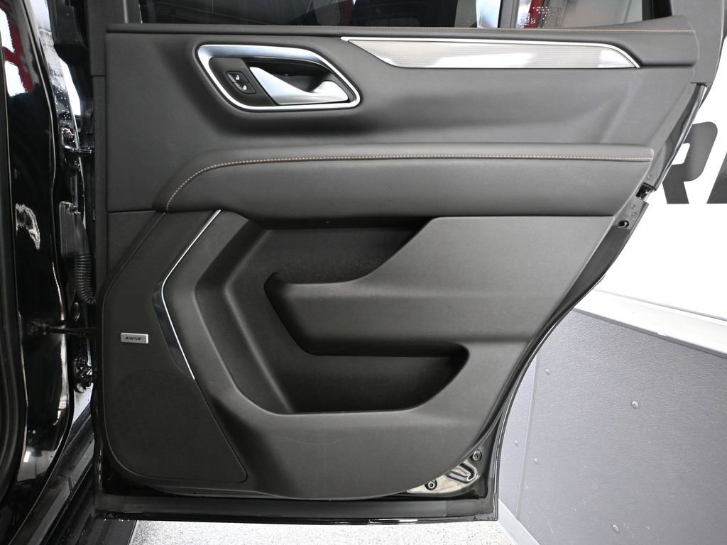 Used 2022 GMC Yukon AT4 w/ Max Trailering Package AWD/4WD image 44