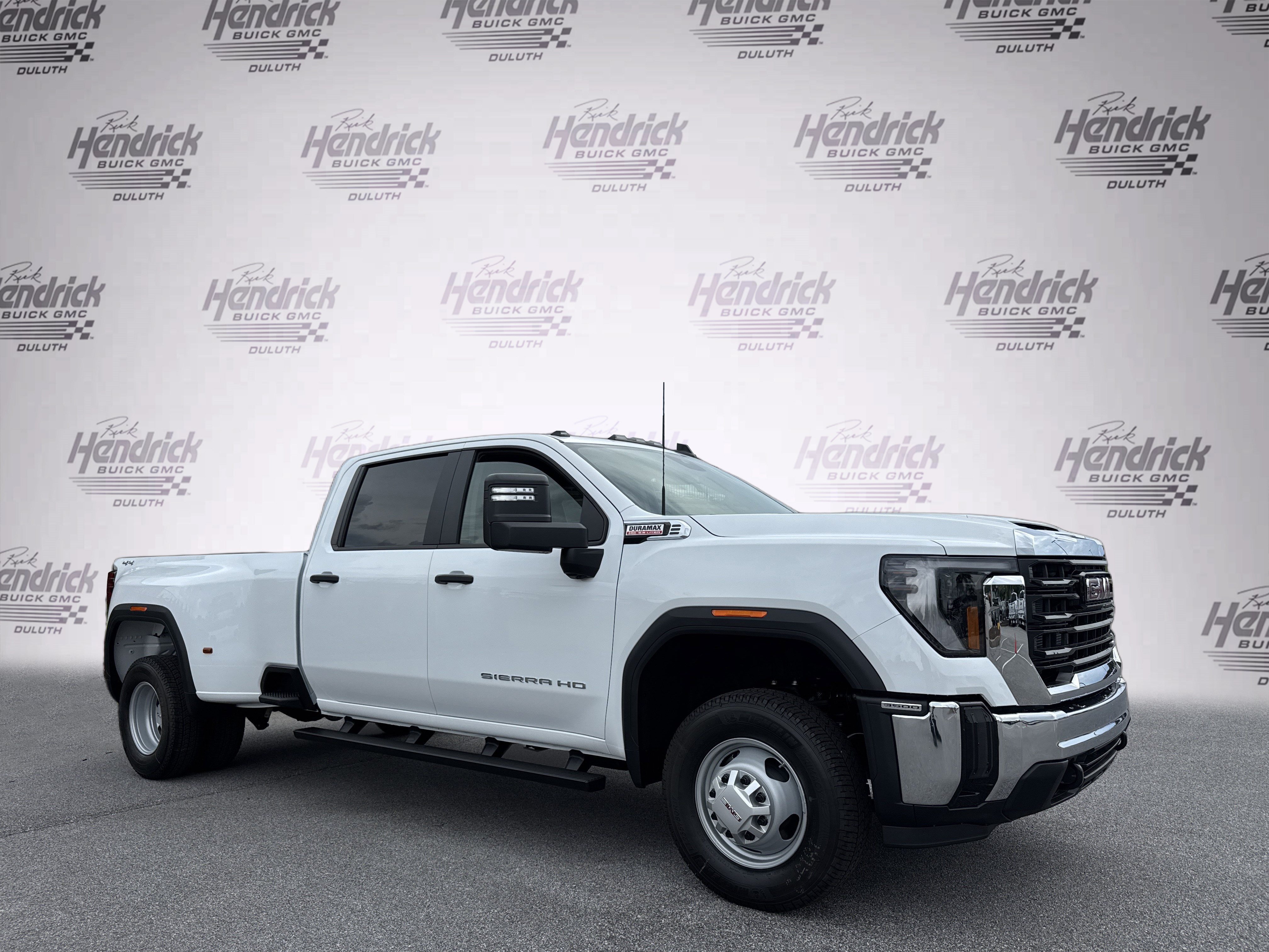 New 2026 GMC Sierra 3500 Pro AWD/4WD image 2