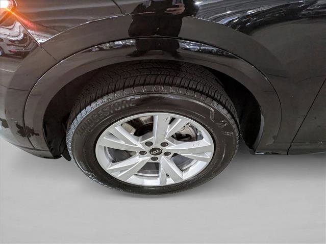 Certified 2025 Audi Q5 Premium w/ Convenience Package image 29