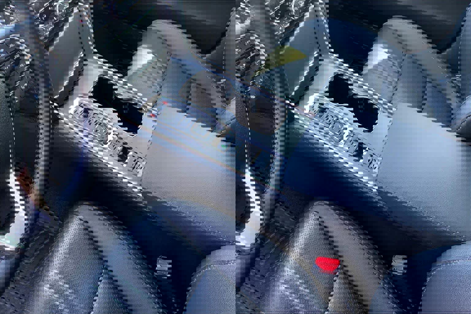 Used 2021 Honda Accord Touring image 16