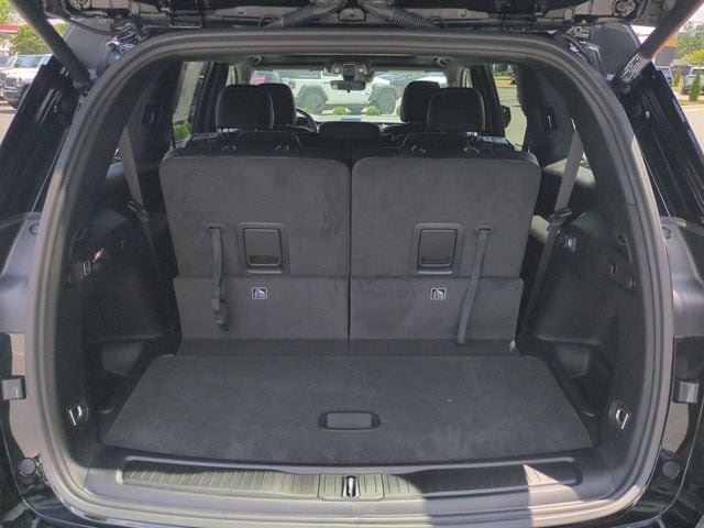 New 2026 Jeep Grand Cherokee L 4WD image 13