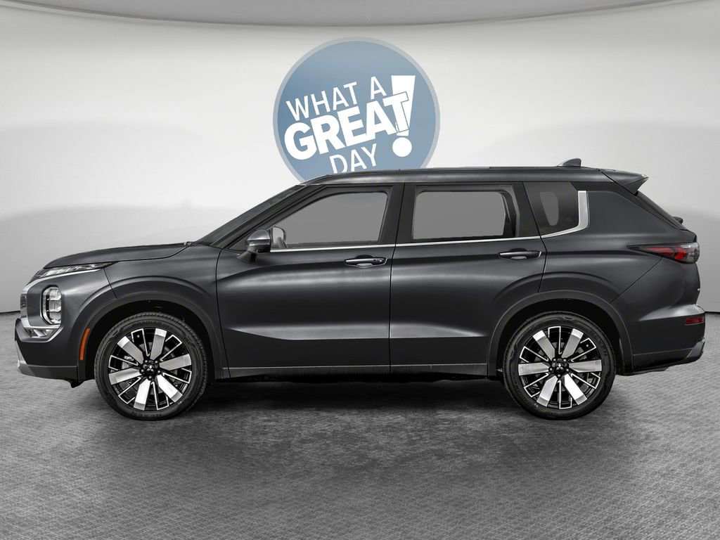 New 2026 Mitsubishi Outlander SE image 3