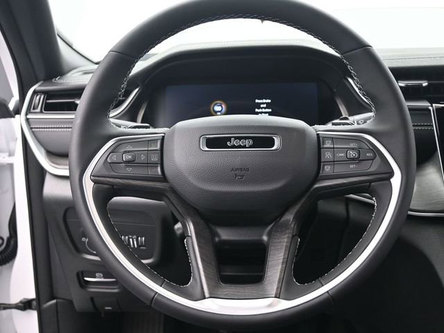 New 2025 Jeep Grand Cherokee Limited w/ Luxury Tech Group II image 28