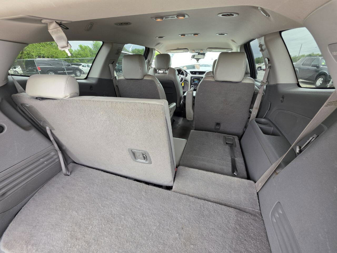 Used 2014 Chevrolet Traverse LTZ FWD image 5