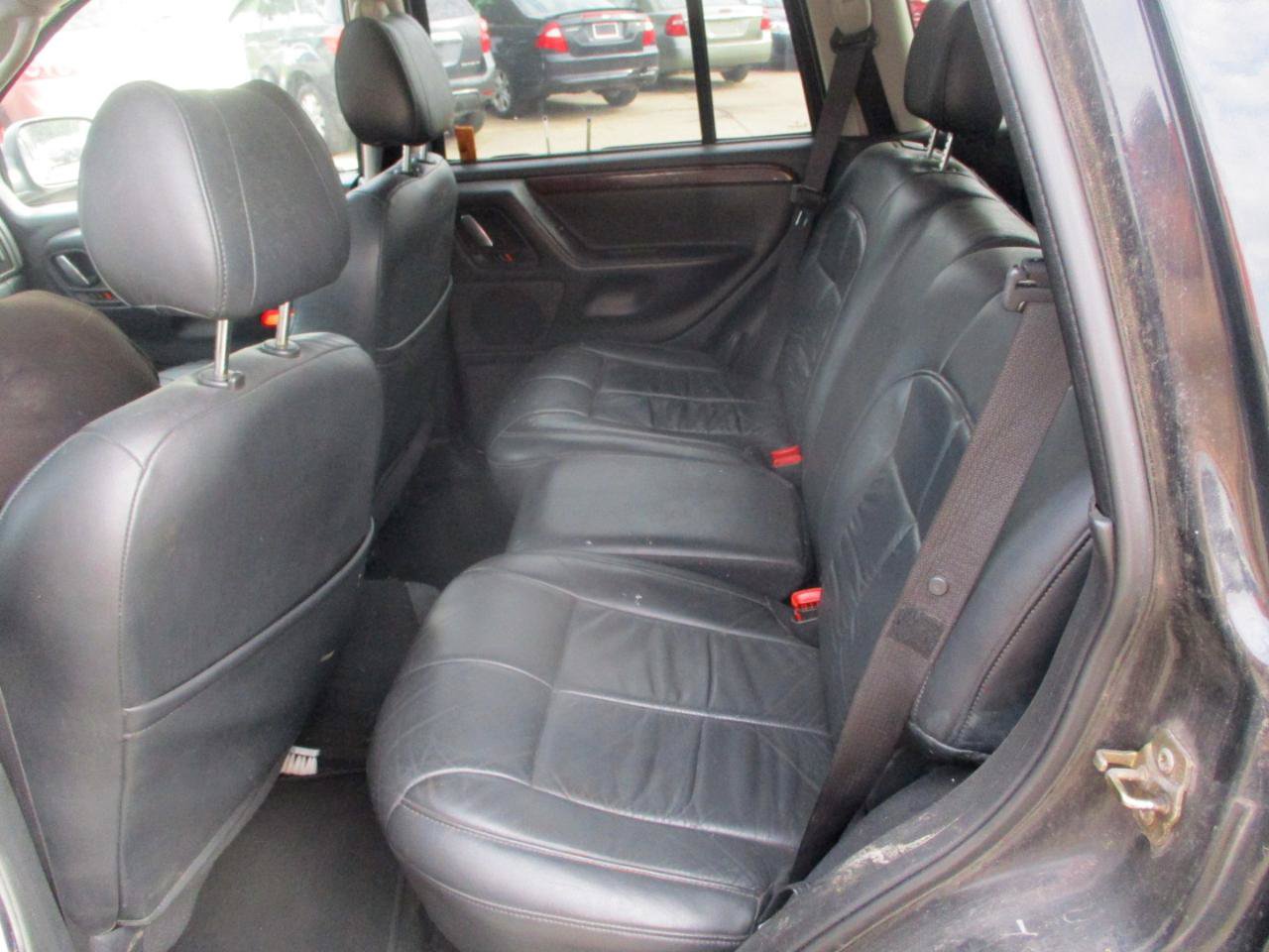 Used 2002 Jeep Grand Cherokee Limited AWD/4WD image 8