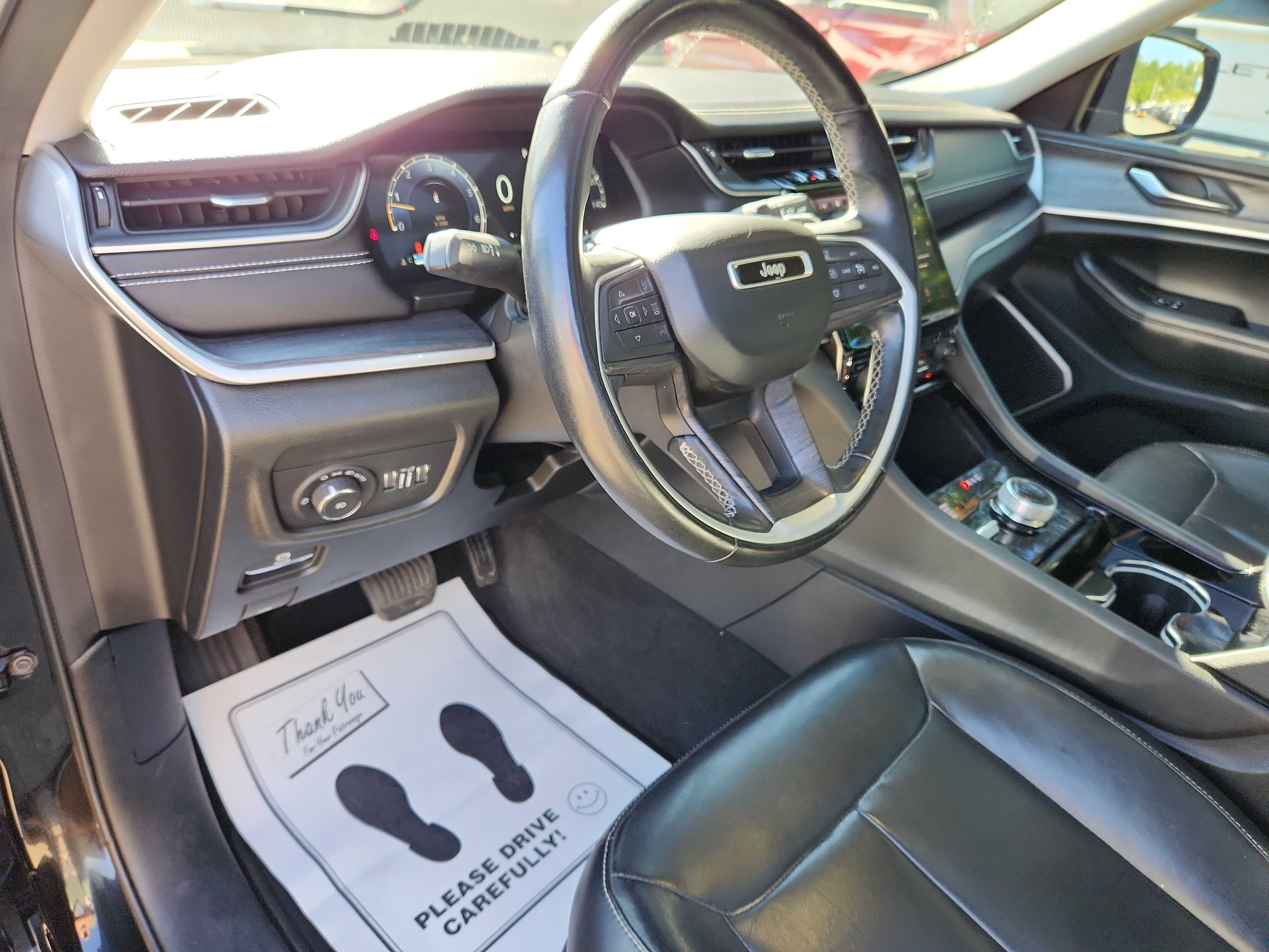 Used 2021 Jeep Grand Cherokee L Limited image 27