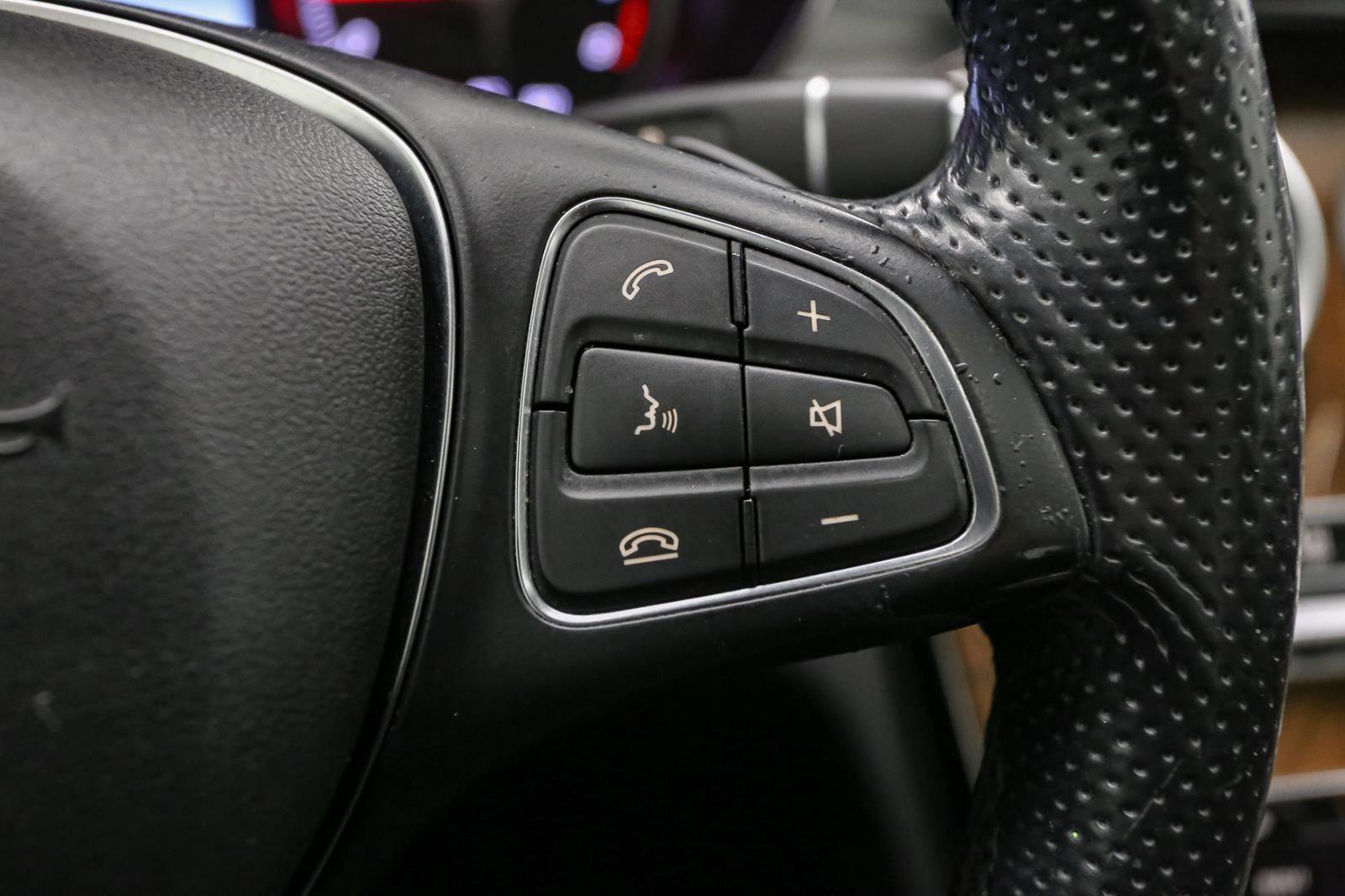 Used 2017 Mercedes-Benz C 300 4MATIC Sedan image 36