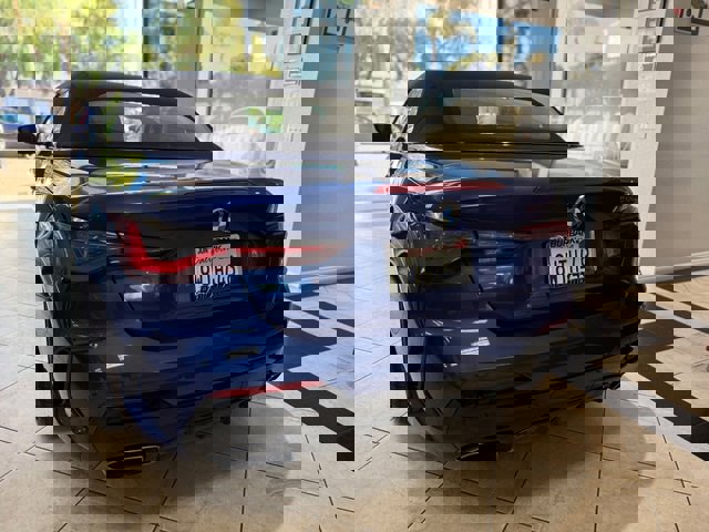Used 2021 BMW M440i Convertible image 19