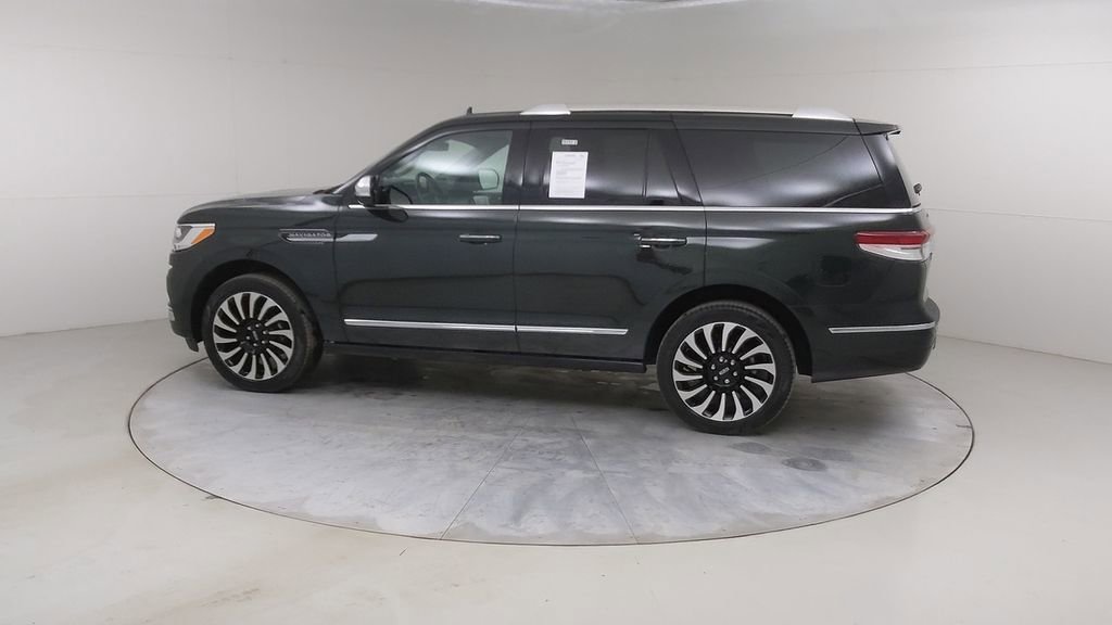 Used 2023 Lincoln Navigator Black Label image 19