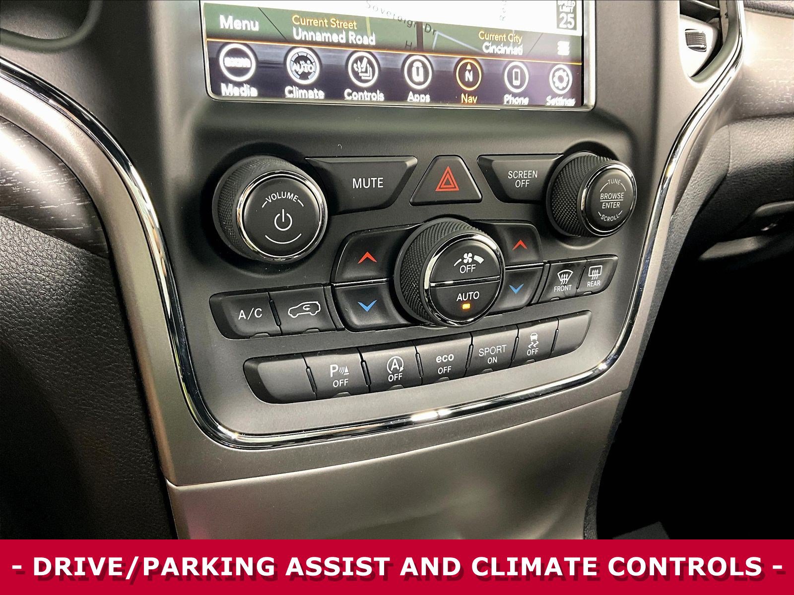 Used 2018 Jeep Grand Cherokee Altitude AWD/4WD image 15