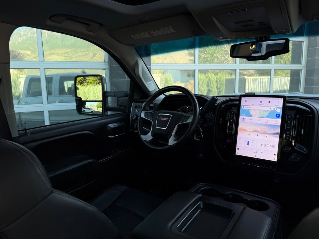 Used 2015 GMC Sierra 2500 SLT w/ Duramax Plus Package AWD/4WD image 42